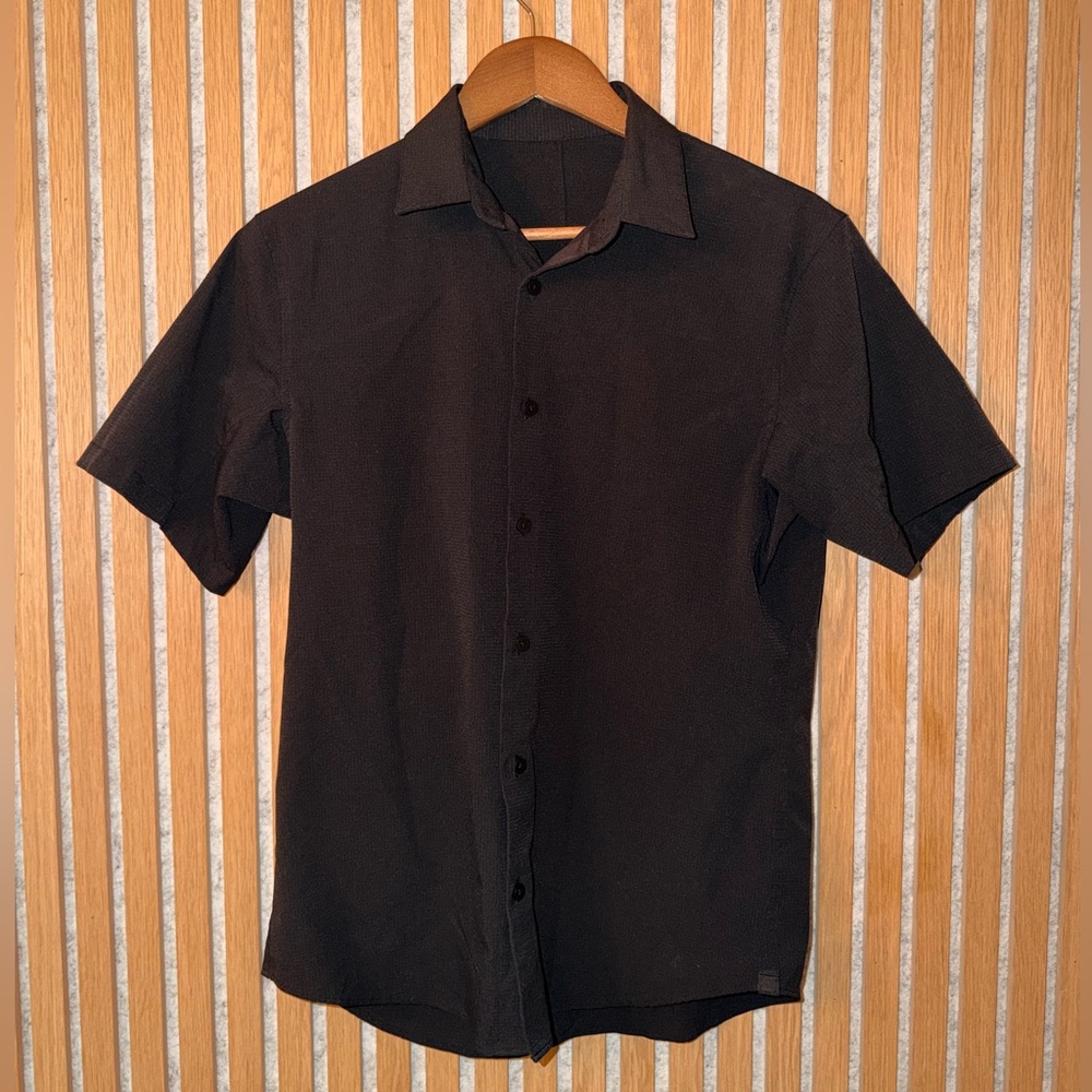 Classic Men's Black Button Down LuLuLemon Shirt